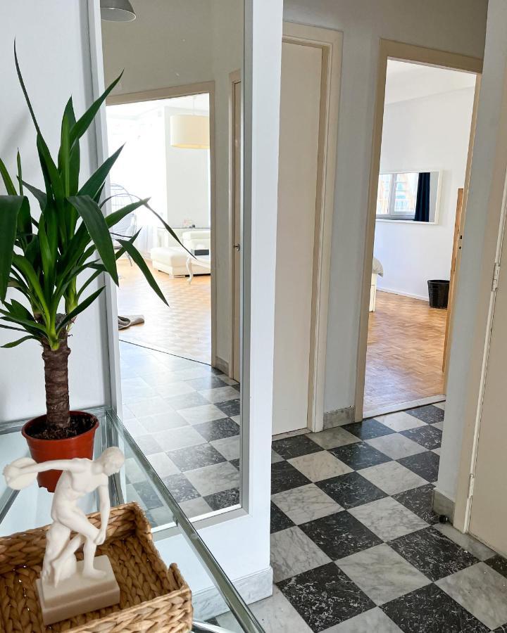 Cosy Two Bedroom Apartment In Brussels Exterior photo
